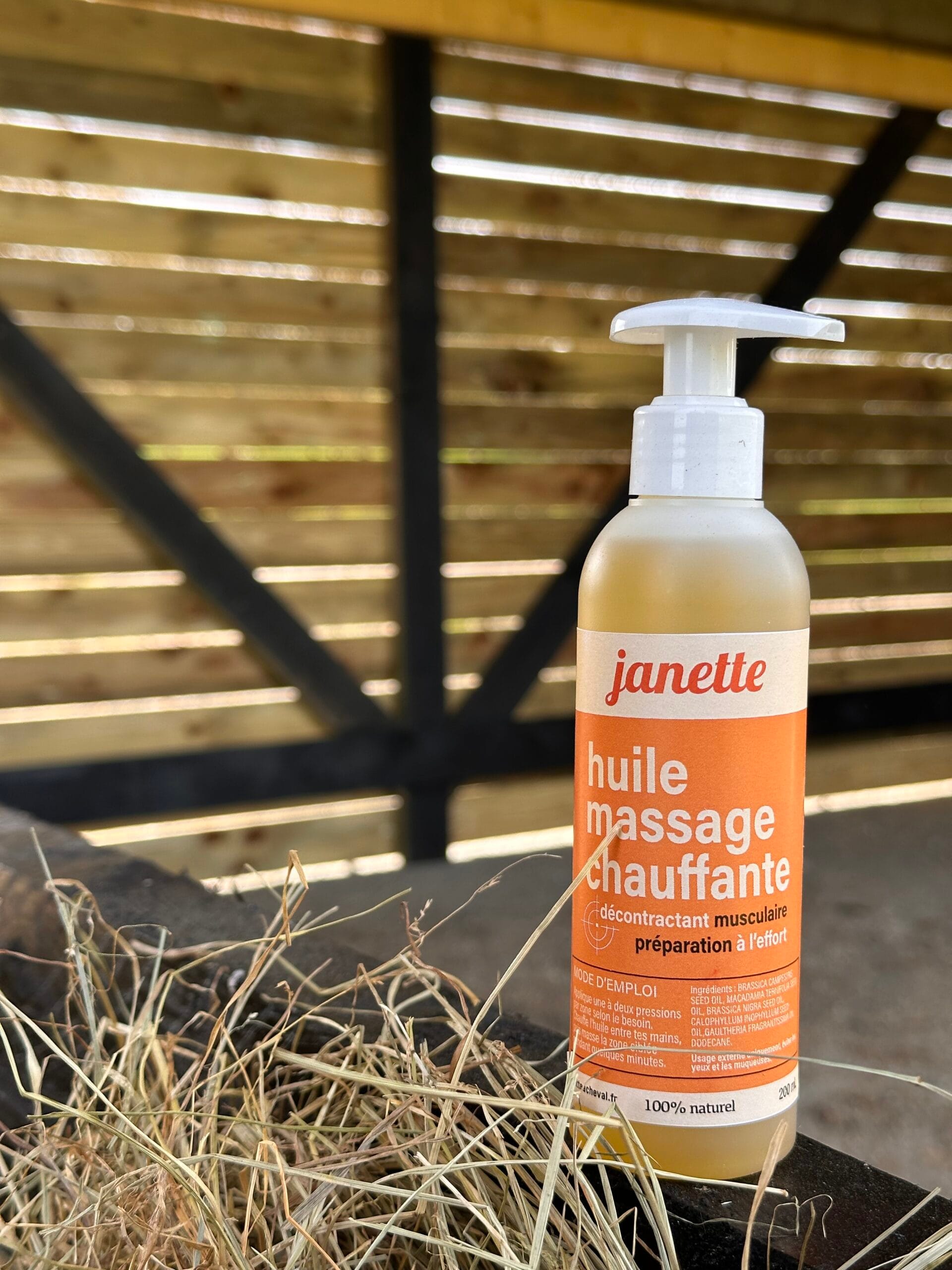 découvrez les bienfaits de l'huile essentielle pour traiter la dermatophilose chez le cheval, une solution naturelle pour apaiser et protéger la peau de votre animal.