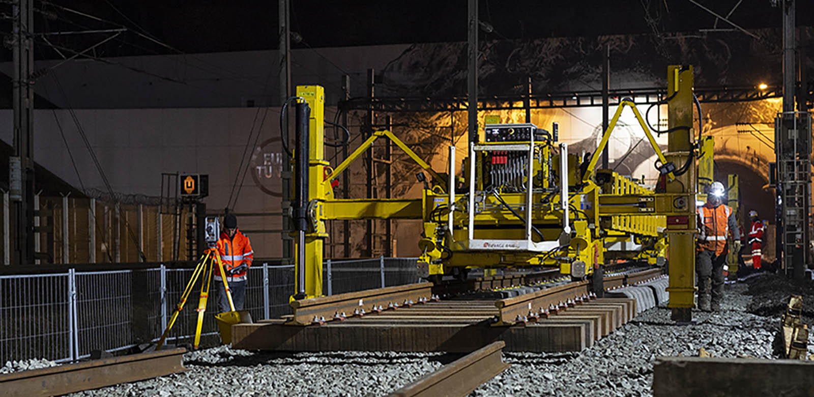 découvrez les tarifs pour le tunnel sous la manche adaptés aux camions transportant des chevaux. informations claires et tarifs compétitifs pour un voyage en toute sérénité.